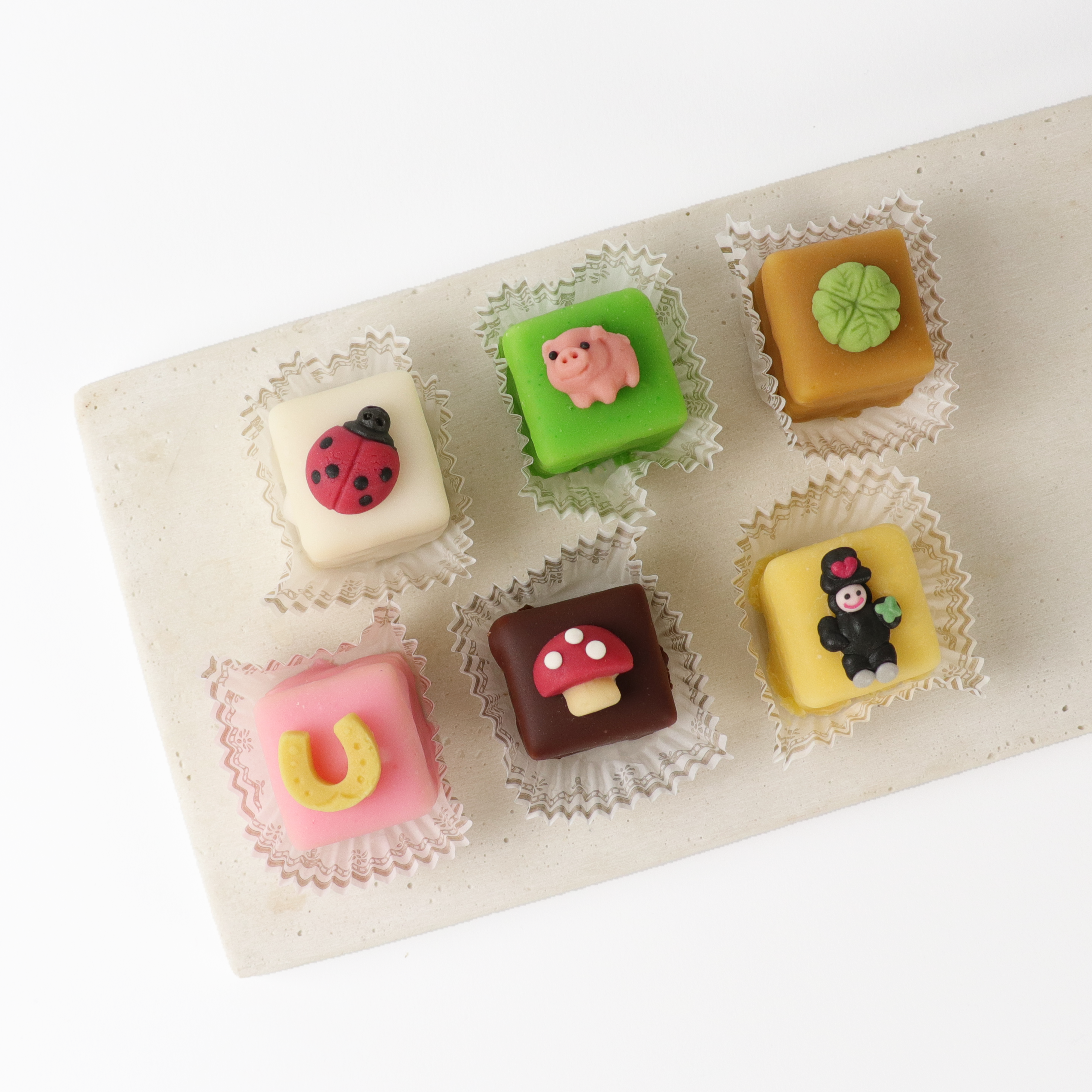 Petit Fours 6 pieces