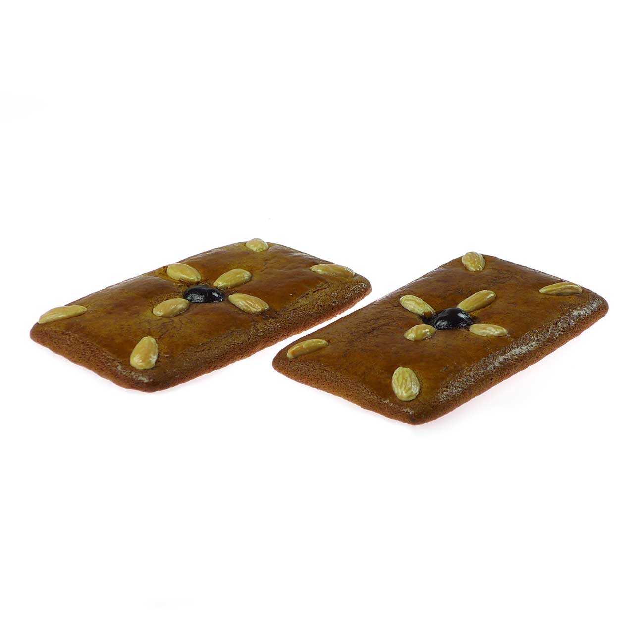 Zwei rechteckige Lebkuchen mit Mandeln und getrockneten Fr